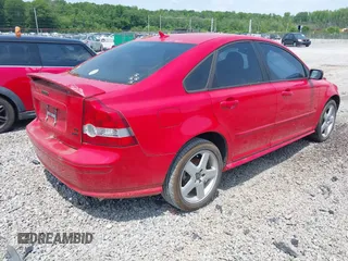 2005 Volvo S40 с VIN YV1MH682652075181, выставлен на аукционе IAAI как лот 42410309 с пробегом Не указан миль и . История ставок и продаж доступна на DreamBid. Изображение 4.