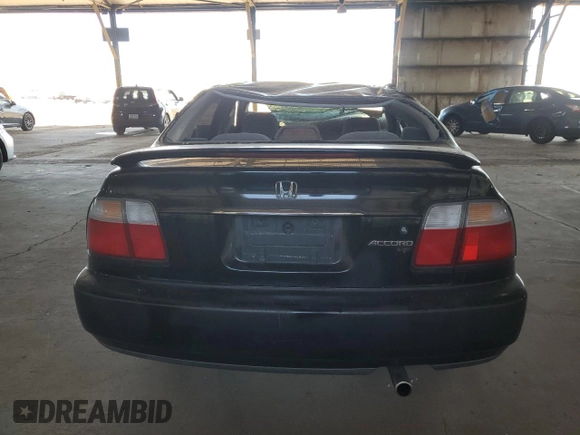 1996 Honda Accord LX with VIN 1HGCD5636TA175370, listed as a Copart auction lot 50456175 with 294,777 mi miles and Salvage Title. Bid and sale history available at DreamBid. Image 6.