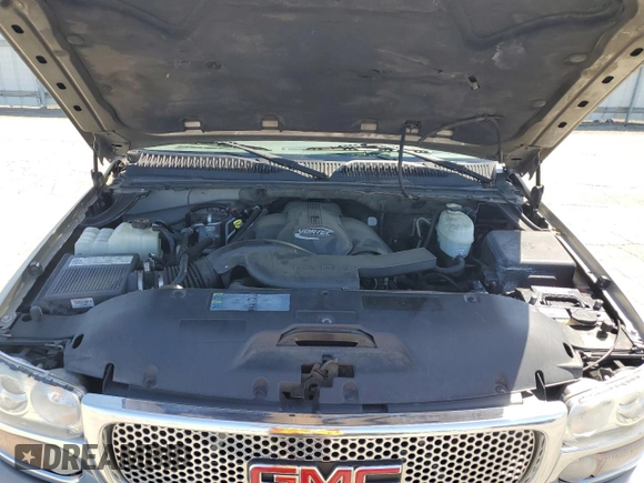 2006 GMC Yukon XL with VIN 1GKFK66U36J134459, listed as a Copart auction lot 55802165 with 277,366 mi miles and Salvage title. Bid and sale history available at DreamBid. Image 12.
