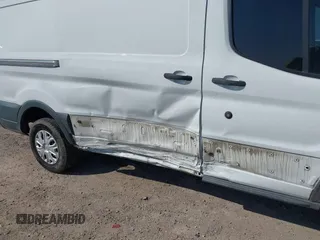 2016 Ford Transit Cargo z VIN 1FTYR1YMXGKB54607, wystawiony jako IAAI lot #41521237 z przebiegiem 195 851 mil mil oraz . Historia ofert i sprzedaży dostępna na DreamBid. Obrazek 6.