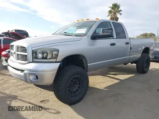 2005 Dodge Ram 3500 SLT with VIN 3D7LS38CX5G750960, listed as a IAAI auction lot 41681585 with 213,608 mi miles. Bid and sale history available at carsss.com. Image 2.