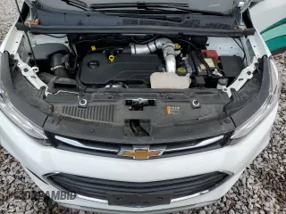 2022 Chevrolet Trax LT with VIN KL7CJPSM1NB564803, listed as a Copart auction lot 51751955 with 18,295 mi miles and Salvage Title. Bid and sale history available at carsss.com. Image 12.