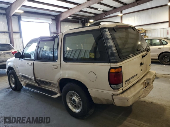 1996 Ford Explorer XLT z VIN 1FMDU32P0TZB87284, wystawiony jako Copart lot #82184024 z przebiegiem 117 882 mil mil oraz Nie do naprawy • Non repairable. Historia ofert i sprzedaży dostępna na DreamBid. Obrazek 2.