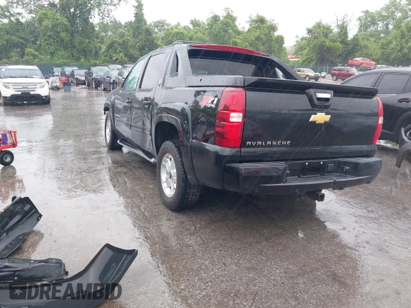 2013 Chevrolet Avalanche LT with VIN 3GNTKFE78DG172219, listed as a IAAI auction lot 42342576 with 95,935 mi miles and . Bid and sale history available at DreamBid. Image 3.