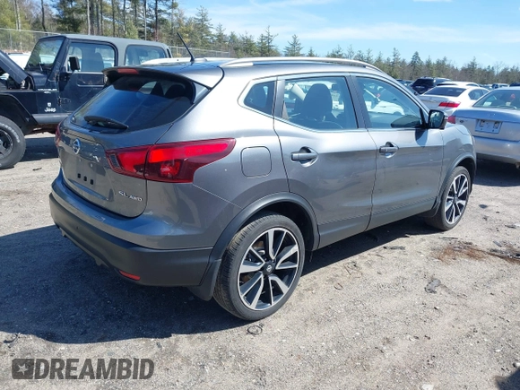 2017 Nissan Rogue SL with VIN JN1BJ1CR8HW118279, listed as a IAAI auction lot 41879325 with 38,780 mi miles and . Bid and sale history available at DreamBid. Image 4.