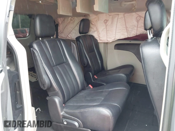 2014 Chrysler Town & Country Touring with VIN 2C4RC1BG5ER280297, listed as a IAAI auction lot 42189192 with 123,864 mi miles. Bid and sale history available at carsss.com. Image 8.