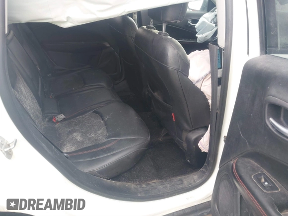 2018 Jeep Compass Trailhawk with VIN 3C4NJDDB9JT174899, listed as a IAAI auction lot 41635784 with 124,656 mi miles and . Bid and sale history available at DreamBid. Image 8.