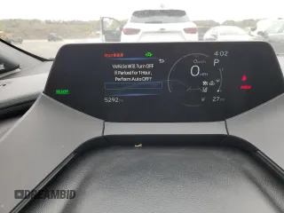 2024 Toyota Prius LE z VIN JTDACAAU3R3038322, wystawiony jako Copart lot #51369275 z przebiegiem 5 292 mil mil oraz Szkoda całkowita • Salvage title. Historia ofert i sprzedaży dostępna na DreamBid. Obrazek 9.