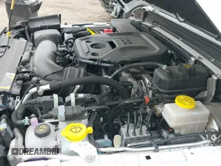 2025 Jeep Wrangler Sahara с VIN 1C4PJXEN6SW526285, выставлен на аукционе IAAI как лот 41857291 с пробегом 4 698 миль миль и . История ставок и продаж доступна на DreamBid. Изображение 18.