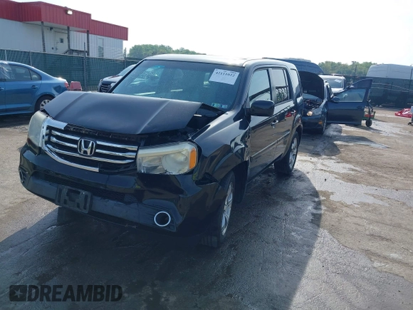 2015 Honda Pilot EX-L with VIN 5FNYF4H53FB054525, listed as a IAAI auction lot 42111022 with 148,305 mi miles and . Bid and sale history available at carsss.com. Image 18.