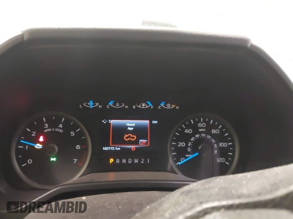 2015 Ford F-150 XLT with VIN 1FTEW1EP0FKE41589, listed as a IAAI auction lot 41345180 with 152,772 mi miles. Bid and sale history available at carsss.com. Image 7.