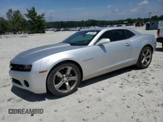 2012 Chevrolet Camaro 1LT z VIN 2G1FB1E33C9112596, wystawiony jako Copart lot #56949485 z przebiegiem 155 325 mil mil oraz Szkoda całkowita • Salvage title. Historia ofert i sprzedaży dostępna na DreamBid. Obrazek 1.