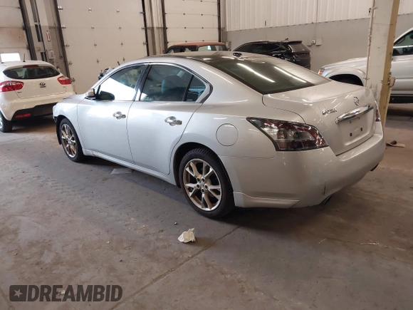 2012 Nissan Maxima S с VIN 1N4AA5AP3CC865645, выставлен на аукционе IAAI как лот 42121302 с пробегом 160 137 миль миль и . История ставок и продаж доступна на DreamBid. Изображение 3.