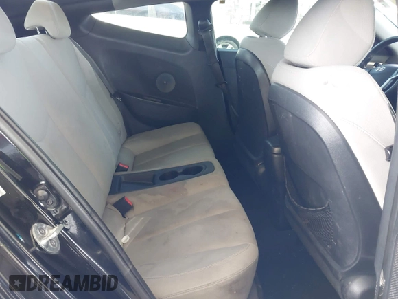 2013 Hyundai Veloster w/Black Int with VIN KMHTC6AD6DU088815, listed as a IAAI auction lot 42184776 with 204,930 mi miles and . Bid and sale history available at DreamBid. Image 8.