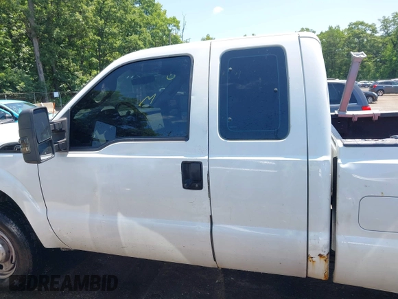 2011 Ford F-250 XL with VIN 1FT7X2B61BEB17857, listed as a IAAI auction lot 42558817 with 161,205 mi miles and . Bid and sale history available at DreamBid. Image 14.