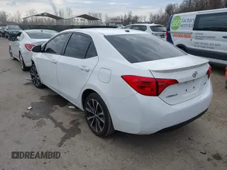 2019 Toyota Corolla L z VIN 2T1BURHE5KC126607, wystawiony jako IAAI lot #41859974 z przebiegiem 57 243 mil mil oraz . Historia ofert i sprzedaży dostępna na DreamBid. Obrazek 3.