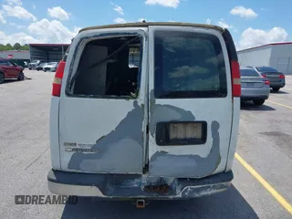 2007 Chevrolet City Express Cargo z VIN 1GCFG15Z171147452, wystawiony jako IAAI lot #42286486 z przebiegiem 137 653 mil mil oraz . Historia ofert i sprzedaży dostępna na DreamBid. Obrazek 12.