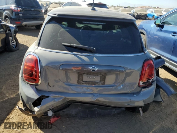 2021 MINI Hardtop Cooper SE with VIN WMWXP3C02M2N46832, listed as a Copart auction lot 74575194 with 28,968 mi miles and Salvage Title. Bid and sale history available at DreamBid. Image 6.