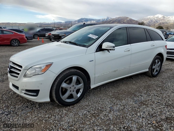 2012 Mercedes-Benz R-Class R 350 BlueTEC with VIN 4JGCB2FE8CA137638, listed as a Copart auction lot 77701374 with 126,527 mi miles and Salvage Title. Bid and sale history available at carsss.com. Image 1.