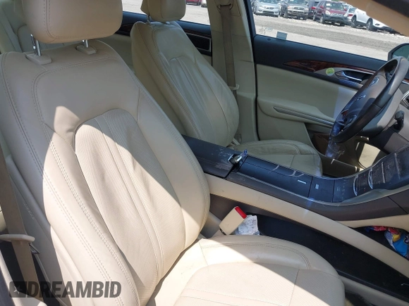 2015 Lincoln MKZ Hybrid with VIN 3LN6L2LU2FR600308, listed as a IAAI auction lot 42416417 with 120,670 mi miles and . Bid and sale history available at DreamBid. Image 5.