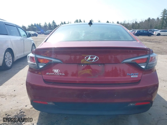 2017 Hyundai Sonata Hybrid Limited with VIN KMHE34L34HA069592, listed as a IAAI auction lot 41776804 with 139,513 mi miles. Bid and sale history available at carsss.com. Image 17.