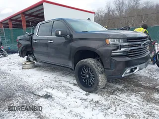 2019 Chevrolet Silverado 1500 High Country with VIN 1GCUYHEL1KZ204249, listed as a IAAI auction lot 41718868 with 36,237 mi miles. Bid and sale history available at carsss.com. Image 1.