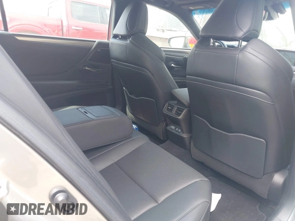 2019 Lexus ES with VIN 58ABZ1B19KU023027, listed as a IAAI auction lot 41935746 with 72,360 mi miles. Bid and sale history available at carsss.com. Image 8.
