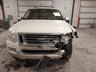 2010 Ford Explorer Eddie Bauer with VIN 1FMEU7EE5AUB13603, listed as a IAAI auction lot 41499590 with 218,425 mi miles. Bid and sale history available at carsss.com. Image 12.