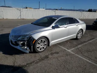 2014 Lincoln MKZ with VIN 3LN6L2GK3ER829801, listed as a Copart auction lot 42260465 with 242,804 mi miles and Salvage Title. Bid and sale history available at carsss.com. Image 1.