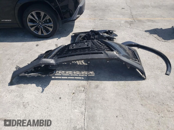 2022 Lexus UX 250h F Sport with VIN JTHE9JBH7N2059948, listed as a Copart auction lot 68671394 with 84,729 mi miles and Salvage Title. Bid and sale history available at DreamBid. Image 13.