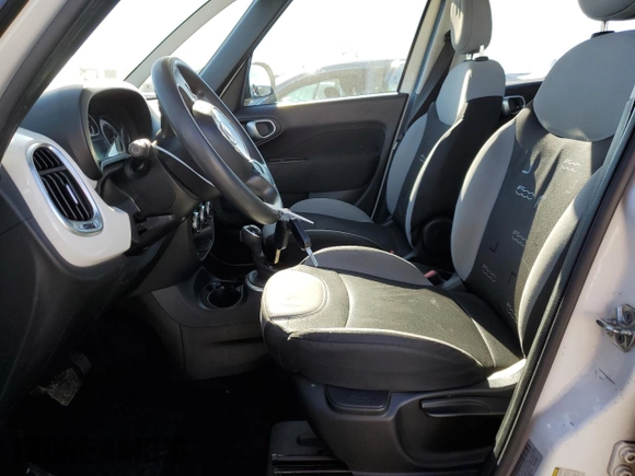 2015 FIAT 500L Pop with VIN ZFBCFAAH1FZ030573, listed as a Copart auction lot 88730755 with 112,589 mi miles and Clean Title. Bid and sale history available at carsss.com. Image 7.