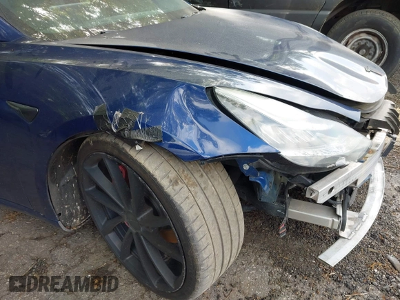 2018 Tesla Model 3 Long Range Battery with VIN 5YJ3E1EA2JF040914, listed as a IAAI auction lot 42120091 with 138,130 mi miles and . Bid and sale history available at DreamBid. Image 19.