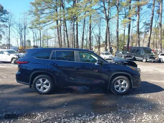 2023 Toyota Highlander L with VIN 5TDKDRBH2PS514850, listed as a IAAI auction lot 41620754 with 21,817 mi miles. Bid and sale history available at carsss.com. Image 13.