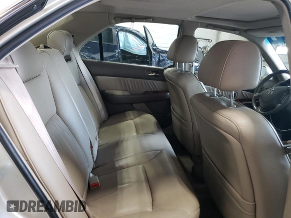 2004 Acura RL w/Navigation System z VIN JH4KA96644C004769, wystawiony jako Copart lot #59800205 z przebiegiem 172 279 mil mil oraz Szkoda całkowita • Salvage title. Historia ofert i sprzedaży dostępna na DreamBid. Obrazek 10.