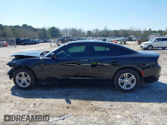 2023 Dodge Charger SXT z VIN 2C3CDXBG2PH672138, wystawiony jako IAAI lot #41791737 z przebiegiem 9500 mil mil oraz . Historia ofert i sprzedaży dostępna na DreamBid. Obrazek 14.