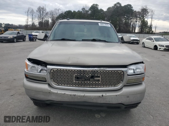 2004 GMC Yukon SLT with VIN 1GKEK13Z14R132643, listed as a Copart auction lot 46973935 with 290,963 mi miles and Salvage Title. Bid and sale history available at carsss.com. Image 5.