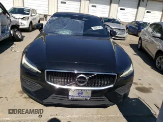 2019 Volvo S60 Momentum with VIN 7JRA22TK6KG009059, listed as a Copart auction lot 68901443 with 47,032 mi miles. Bid and sale history available at carsss.com. Image 5.