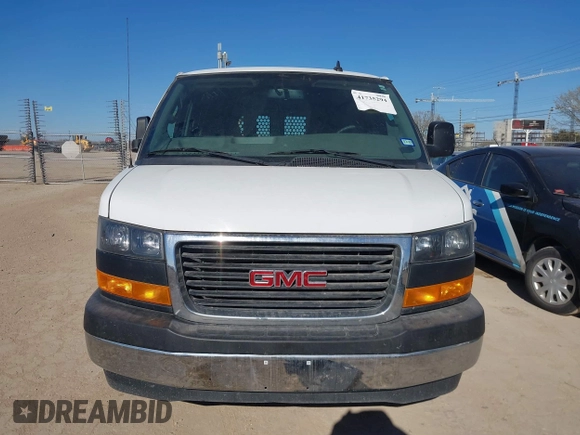2022 GMC Savana Cargo Van with VIN 1GTW7AFP8N1172293, listed as a IAAI auction lot 41735294 with 33,213 mi miles. Bid and sale history available at carsss.com. Image 12.
