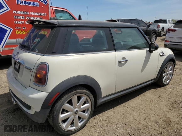 2007 MINI Hardtop S with VIN WMWMF73567TV31953, listed as a Copart auction lot 56395375 with 80,709 mi miles and Clean Title. Bid and sale history available at DreamBid. Image 3.
