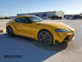 2020 Toyota Supra 3.0 with VIN WZ1DB4C03LW034032, listed as a Copart auction lot 46496385 with 26,119 mi miles and Clean title. Bid and sale history available at DreamBid. Image 4.