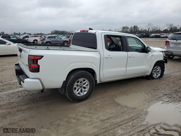 2024 Nissan Frontier SV with VIN 1N6ED1EJ8RN642206, listed as a Copart auction lot 43000665 with 5,680 mi miles and Salvage Title. Bid and sale history available at carsss.com. Image 3.