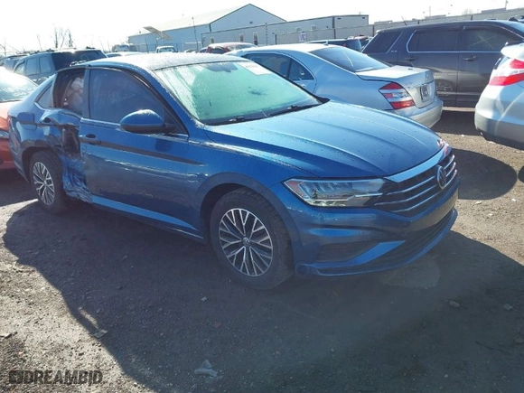 2019 Volkswagen Jetta S with VIN 3VWC57BU9KM101235, listed as a IAAI auction lot 41833620 with 86,508 mi miles. Bid and sale history available at carsss.com. Image 1.