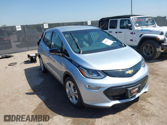 2017 Chevrolet Bolt EV LT z VIN 1G1FW6S02H4171516, wystawiony jako IAAI lot #42004692 z przebiegiem Nie podano mil oraz . Historia ofert i sprzedaży dostępna na DreamBid. Obrazek 1.