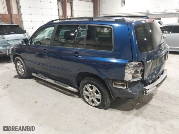 2004 Toyota Highlander with VIN JTEEP21A340004047, listed as a IAAI auction lot 41919779 with 274,110 mi miles. Bid and sale history available at carsss.com. Image 3.