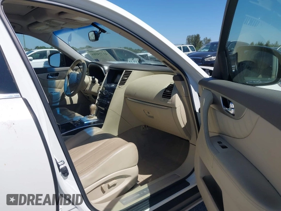 2017 Infiniti QX70 z VIN JN8CS1MU4HM142385, wystawiony jako IAAI lot #41774588 z przebiegiem 80 015 mil mil oraz . Historia ofert i sprzedaży dostępna na DreamBid. Obrazek 5.