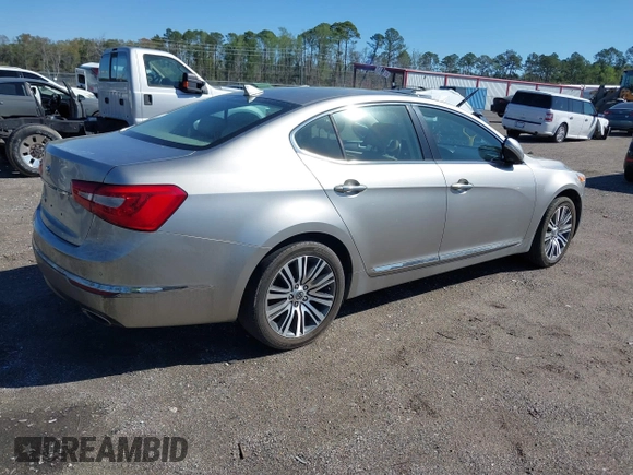 2014 Kia Cadenza Premium with VIN KNALN4D7XE5159404, listed as a IAAI auction lot 41811236 with 108,666 mi miles. Bid and sale history available at carsss.com. Image 4.