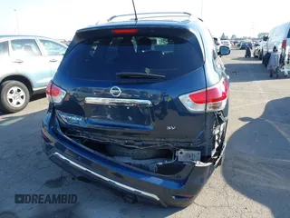 2015 Nissan Pathfinder SV z VIN 5N1AR2MN6FC678167, wystawiony jako IAAI lot #41296424 z przebiegiem 78 796 mil mil oraz . Historia ofert i sprzedaży dostępna na DreamBid. Obrazek 17.
