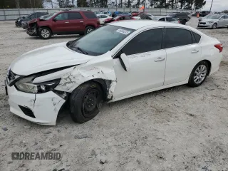 2016 Nissan Altima SL with VIN 1N4AL3AP1GC211098, listed as a Copart auction lot 50296235 with 114,064 mi miles and Salvage title. Bid and sale history available at DreamBid. Image 1.