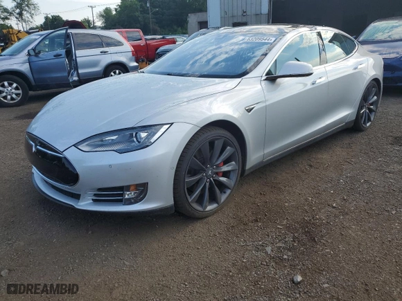 2015 Tesla Model S 85D with VIN 5YJSA1H41FF083001, listed as a Copart auction lot 63209544 with 100841 miles and Salvage Title. Bid and sale history available at carsss.com. Image 1.
