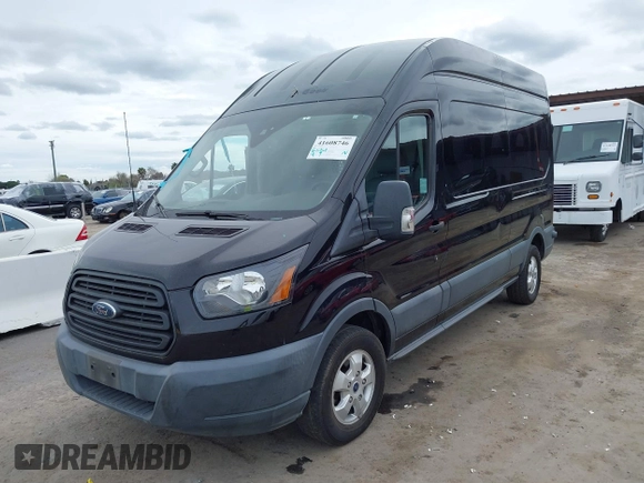 2017 Ford Transit z VIN 1FTYR2XM0HKB54687, wystawiony jako IAAI lot #41608746 z przebiegiem 57 744 mil mil oraz . Historia ofert i sprzedaży dostępna na DreamBid. Obrazek 2.
